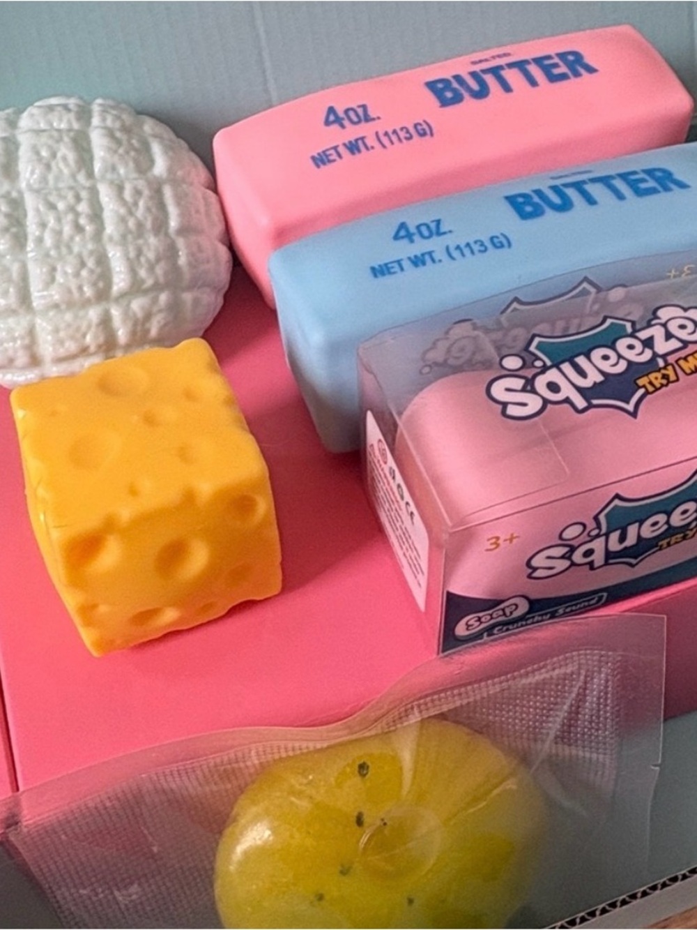 1 Crunchy butter,potato slush,mini cheese crunch,soap crunch. Sealed.